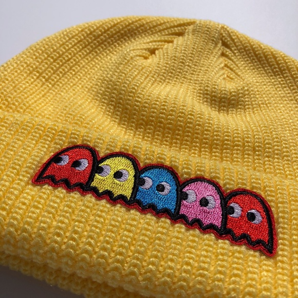 Atari 8 Bit Pacman Ghost Beanie - Picture 2 of 2